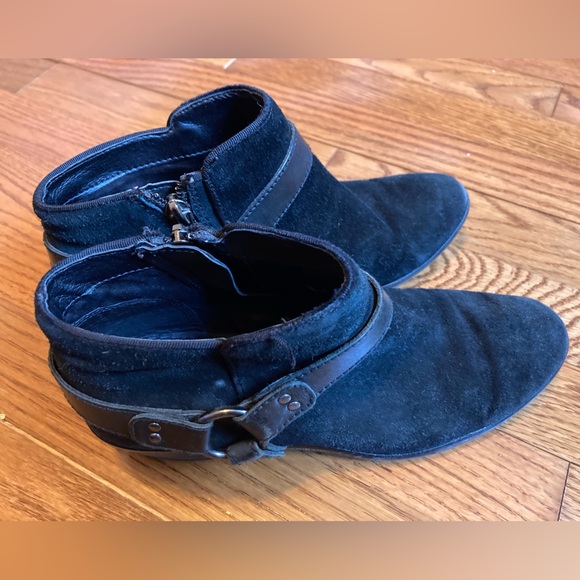 Sam Edelman Booties - Picture 2 of 7